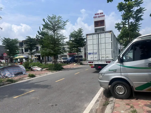 🆘🆘CẮT LỖ LÔ ĐÂT VIEW CÔNG VIÊN TẠI KĐT VIỆT BÁCH, BẮC NINH
💁💁Mt 5,5 , diện tích 93,5m, hlgt 5m , đường 7m
💁💁Ngay trường học Tân Tiến, siêu thị Go, full tiện ích xung quanh không kể nổi
🌹🌹Giá 6xxxx
☎️☎️Lh em Thanh 0326590859