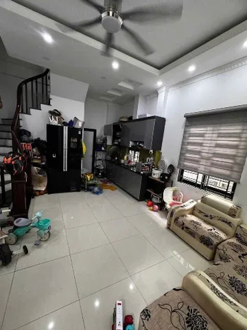 Bán nhà đẹp Thượng Thanh, Việt Hưng, Lô Góc, Ngõ Thông, Ô tô nhỏ đỗ cửa.. Gần Phố
