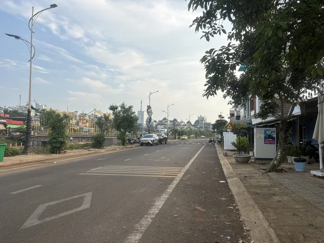 💥 Sang đất hẻm chính Bờ Kè