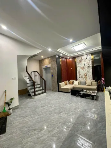 BÁN NHÀ-SÁT VINHOMES RIVERSIDE-5 TẦNG THANG MÁY- THIẾT KẾ HIỆN ĐẠI