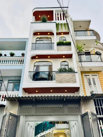 Giảm 3 Tỷ bán nhà mặt tiền đường Ba Vì, Phường 15, Q10. Diện tích 5 x 18.4, Giá 4 tỷ 600
có sổ đầy đủ hợp đồng thuê giá cao