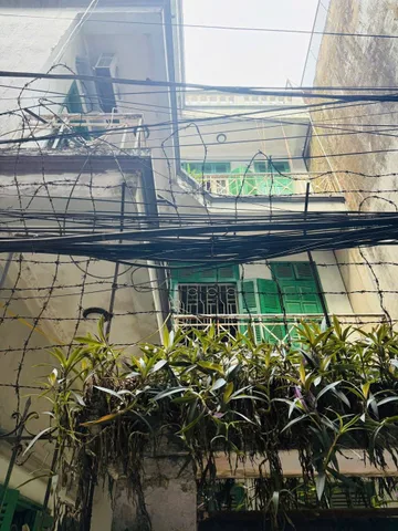 Cho Thuê Nhà Ngõ 242 Đường Láng 70M² 3 Tầng 4 Ngủ - Nội Thất CB - Ở Nhóm,Hộ Gia Đình.. Giá Thuê 12tr ( ctl)