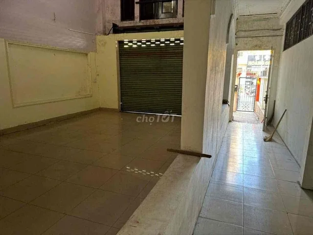 Cho Thuê Nhà Mặt Tiền Kinh Doanh Đường Cách Mạng Tháng 8, Gần Vòng Xoay