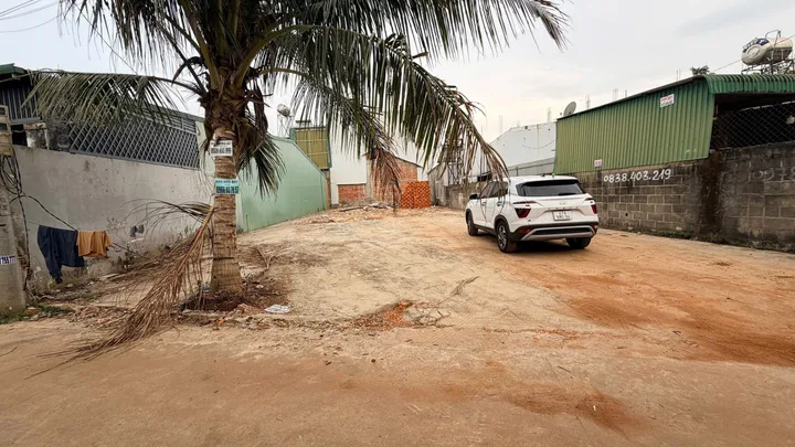 Bán đất 136.4m² có sẵn 40m² thổ cư ngang 5m giá 2.75 tỷ tại Phường Tân Lập