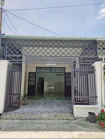 BÁN NHÀ CHÍNH CHỦ NGAY ĐƯỜNG TRỊNH QUANG NGHỊ , XÃ PHONG PHÚ , SHR , GIÁ 750TR .