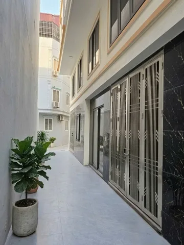 Tiện nghi thang máy nâng tầm cuộc sống 💥 Khu chia lô dân trí cao gần Hà Kế Tân – 35m2 x 6 tầng mới đẹp