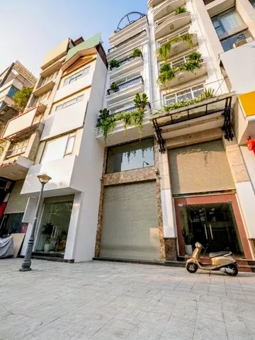 Mặt phố Khuất Duy Tiến đón đầu kỷ nguyên 💥 Tòa nhà văn phòng 2 mặt tiền độc tôn, vỉa hè 10m, khẳng định vị thế chủ nhân