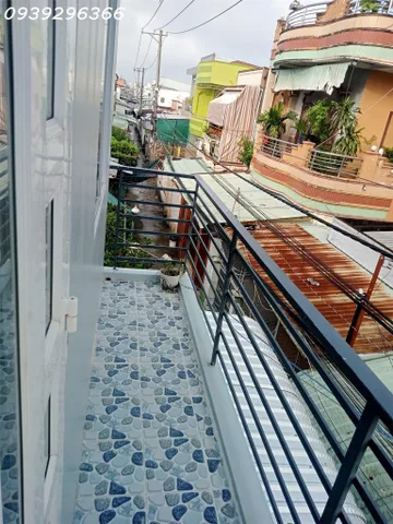 Cho thuê nhà riêng kiên cố, 2 phòng ngủ, có máy lạnh, máy tắm nước nóng ở Cồn Khương
