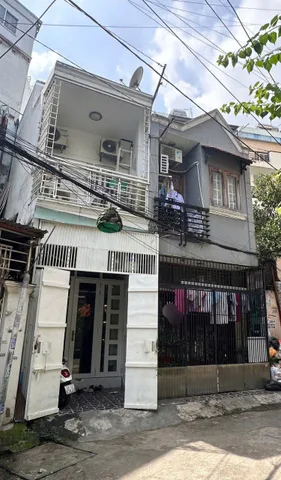 🔥 BÁN NHÀ HXH UNG VĂN KHIÊM P.25 BÌNH THẠNH – NGANG KHỦNG 6.2M NỞ HẬU 10.7M – 2 CĂN RIÊNG BIỆT – GẦN ĐH HUTECH – GIÁ 13.5 TỶ TL 🔥