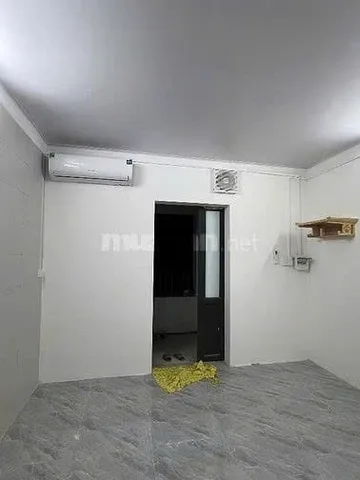 Cho thuê căn hộ mới đẹp, đủ nội thất , tập thể cán bộ nhân viên trường xiếc Việt Nam