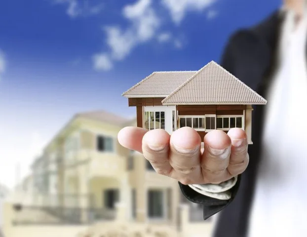 Bán nhà 80m² full thổ cư ngang 5m giá 40 tỷ tại Đường Tôn Đản Phường Ô Chợ Dừa