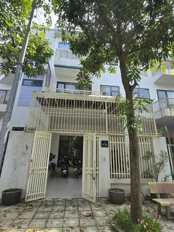 Cho Thuê Biệt Thự LK Foresa Xuân Phương - Nam Từ Liêm 90M² 4 Tầng 5 Ngủ - Nội Thất CB - Vừa Ở, Vừa Kinh Doanh VP - Giá Thuê 20tr