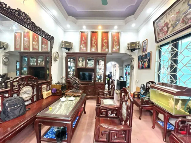 Bán nhà Ngô Gia Tự, Ngõ Nông, Thông, Gần Phố, Ô tô đỗ Cổng 120m² -  5 Tầng 12 tỷ 75