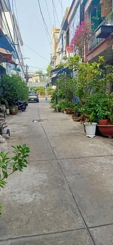 Bán nhà lầu hẻm xe hơi thông hẻm 93 đường Nguyễn Tri Phương, P7, TP. Mỹ Tho