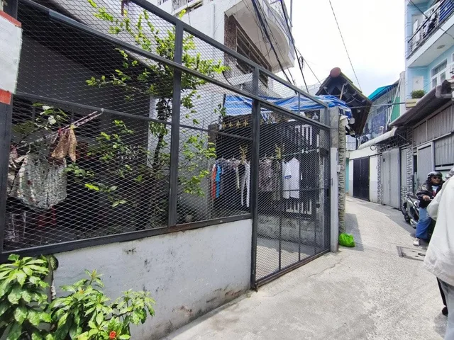Nhà củ dễ xảy sửa mới hẻm thông, 189m2 ngang 5m, chỉ hơn 7 tỷ