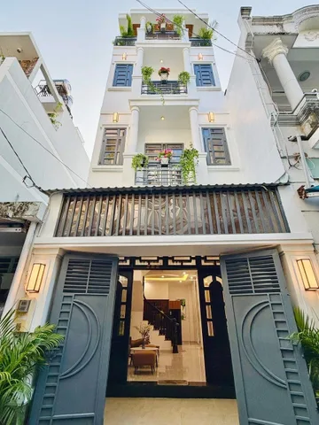 Bán nhà tốt nhất khu vực Nguyễn Đình Chiểu, Q3 chỉ 4 tỷ950tr/84 m2. SHR sang tên công chứng ngay