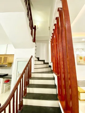 Bán nhà 40m² có sẵn 35m² thổ cư ngang 3.5m giá 6 tỷ tại Đường Xuân Đỗ Phường Long Biên