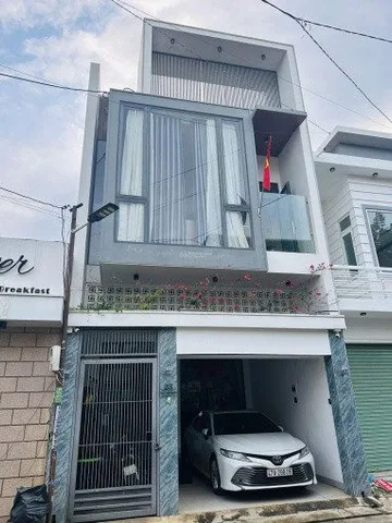 Bán nhà 76.9m² full thổ cư ngang 5.6m giá 6.6 tỷ tại Phường Buôn Ma Thuột