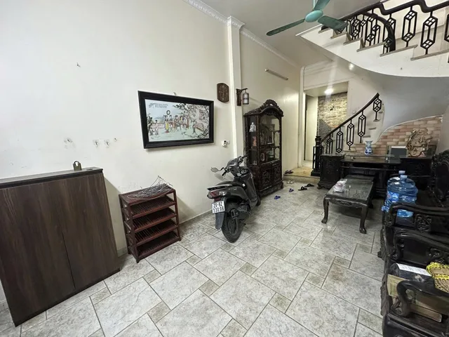 Cho thuê nhà riêng Ngõ Giếng Mứt, Bạch Mai quận Hai Bà Trưng 45M x 4T(4 ngủ) giá 14.5TR Ở NHÓM