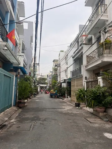 🔥 NHÀ HẺM NHỰA 8M – VỊ TRÍ ĐẸP – KHÔNG LỘ GIỚI🔥