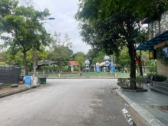 Bán đất khu đại dương dãy BT2 cạnh khu vui chơi. Diện tích 112.5m mặt tiền 7.5m hướng tây bắc. Phường võ cường tỉnh bách ninh