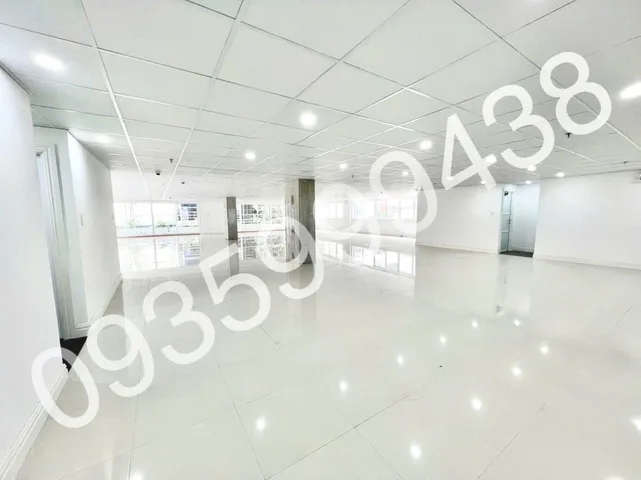 CHO THUÊ VĂN PHÒNG 470 M2 NGAY TRUNG TÂM, GIÁ THUÊ 12$/M2. LH: 0935 999 438