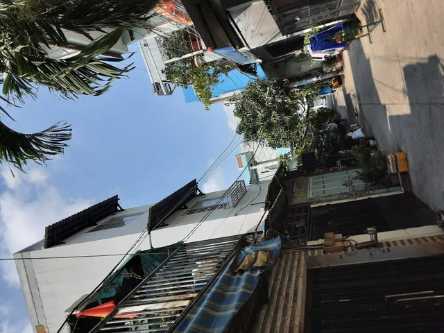 Bán nhà 50 m2 - 4,m  x12 m x2 tầng  , giá nhỉnh 5 Tỷ tại đường hậu giang, phường bình tiên