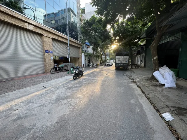 BÁN TÒA NHÀ ĐƯỜNG PHÚ DIỄN. 144M2 - 7 TẦNG. THANG MÁY. THÔNG SÀN.