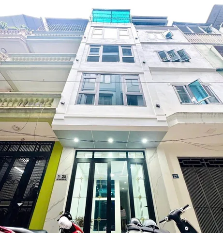 Siêu phẩm phân lô đường Láng - 2 mặt thoáng vĩnh viễn - Thang máy êm ru - Thiết kế hiện đại