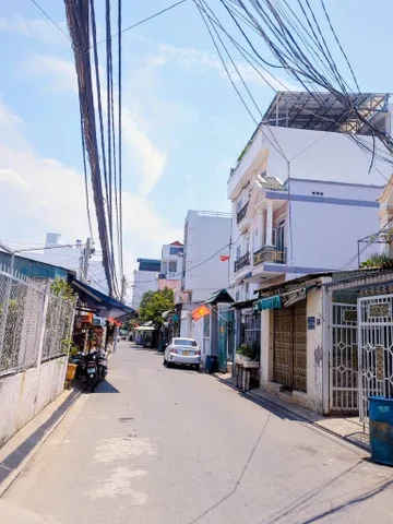 Nhà 2 tầng; HXH 6m ngay Nam Long; liền kề Phú Mỹ Hưng; 119m2 tặng GPXD hầm, 6 tầng