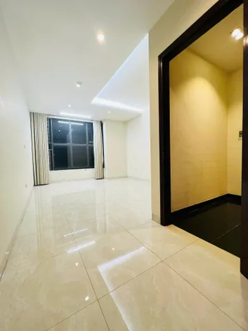 CHO THUÊ NGUYÊN CĂN MINH KHAI, VỈA HÈ, Ô TÔ TRÁNH, KINH DOANH 36M 5T 22TR 0903258273