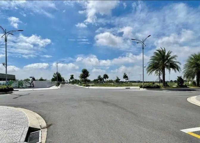 KHU ĐÔ THỊ VỆ TINH MỚI SÂN BAY LONG THÀNH, CÁCH 5km HƯỞNG TOÀN BỘ DỊCH VỤ ĐẲNG CẤP SÂN BAY