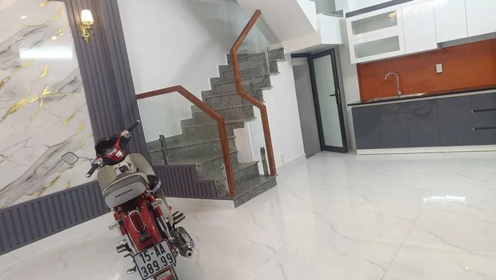 BÁN NHÀ LÔ GÓC 4 TẦNG HẢI AN – GẦN LŨNG ĐÔNG – Ô TÔ ĐỖ CỬA – GIÁ 3,3 TỶ