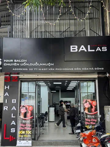 SANG NHƯỢNG SALON TÓC – CHỈ VIỆC XÁCH BALO ĐẾN LÀM Địa chỉ: Số 32 TT16, Khu Đô thị Văn Phú, Hoàng Đôn Hòa, Kiến Hưng, Hà Đông