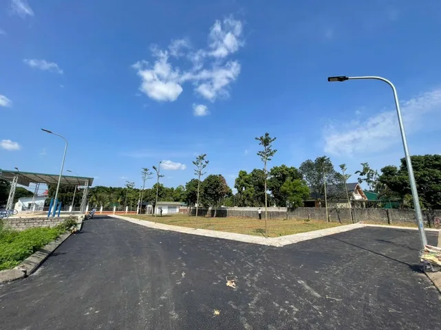 Chủ cần bán gấp lô đất 100m2 sát vành đai CNC giá chỉ nhỉnh 2 tỷ