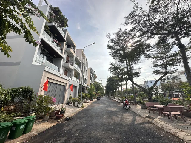 Nhà Phố 90m2 View Sông Độc Nhất Khu Phú Mỹ Q7