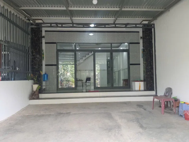 BÁN GẤP NHÀ TĐC VĨNH PHƯƠNG – GIÁ TỐT, VÀO Ở NGAY

📍 Vị trí: Khu TĐC Vĩnh Phương – cách QL1A chỉ 100m, giao thông thuận tiện, di chuyển nhanh vào trung tâm.