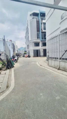 BÁN ĐẤT LÊ VĂN QUỚI BÌNH TÂN 84M2 NGANG 7.2M 5.85 TỶ HẺM XE HƠI THÔNG XÂY 6 TẦNG