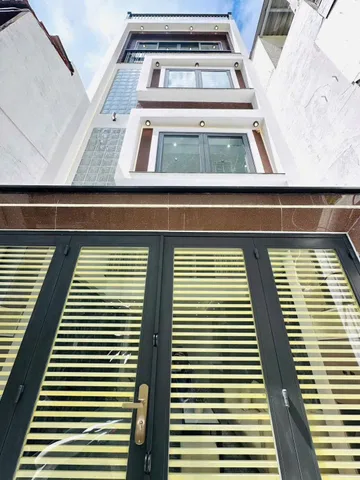 Chủ về quê bán gấp nhà gần MT Cao Thắng, P.17, Q. Phú Nhuận – 45m2 giá 2tỷ630r. Sổ sẵn.