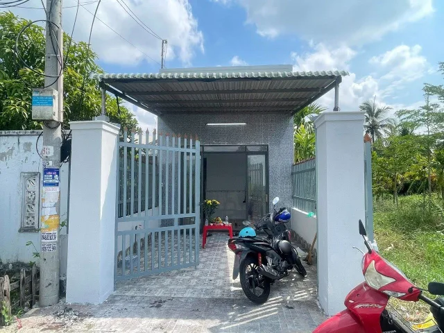 Bán gấp căn nhà cấp 4 sổ riêng 103m2 ở ngay Tân Phú Trung - Củ Chi giá 800 triệu