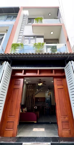 Anh Quang bán nhà về quê chăm ba mẹ gần MT Lê Quang Định, P. Gò Vấp – 60m2 giá 2tỷ990tr. Sổ sẵn.
