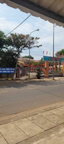 Bán nhanh lô đất xây nhà trọ mặt tiền đường nhựa Xã Gia Kiệm. Ngay gần trường tiểu học Quang Trung
