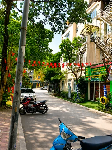 TRUNG TÂM VĂN QUÁN – PHÂN LÔ BÀN CỜ – VỈA HÈ – Ô TÔ TRÁNH – KINH DOANH ĐỈNH