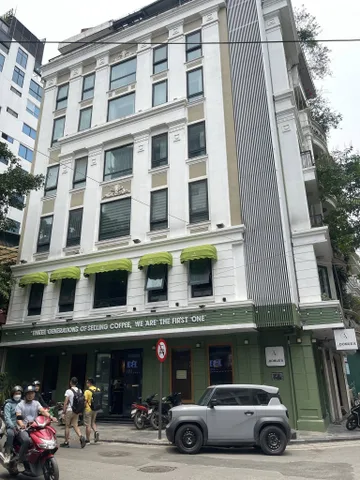 BÁN TÒA NHÀ MẶT PHỐ BẢO KHÁNH. 7 TẦNG. THANG MÁY. LÔ GÓC.