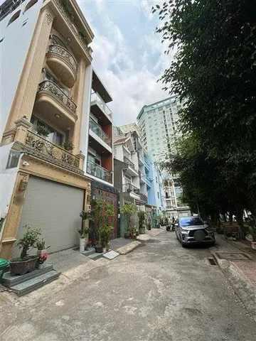 Bán nhà Đường Tô Hiệu, Tân Phú - 5 tầng - 4x19m - đường xe tải - Kinh Doanh - 12.8 tỷ(tl)