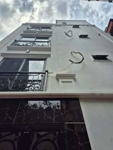 Cơ hội sở hữu nhà Phân Lô Ngõ Quỳnh, 5 Tầng, mặt tiền 6m.