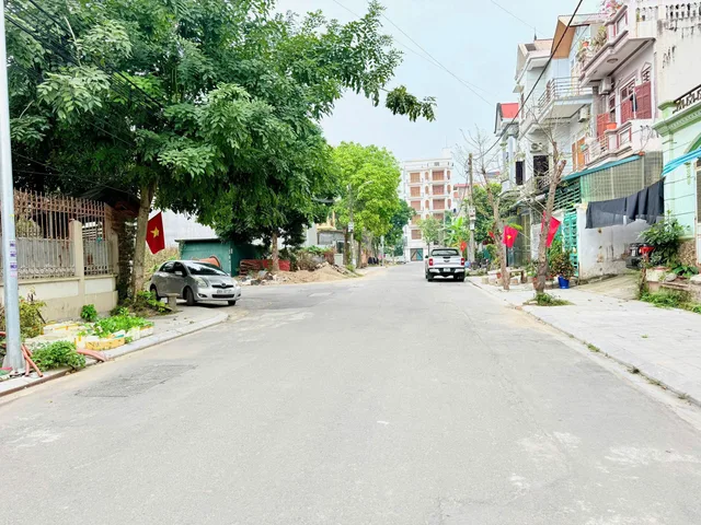 Chính chủ bán lô đất kinh doanh siêu đẹp phố Trần Cừ, Khai Quang 151m MT7,5m giá 45tr/m 0988296228