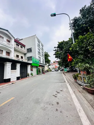 BÁN ĐẤT MP BỒ ĐỀ- VIEW SÂN BAY- CẦU TRẦN HƯNG ĐẠO- 80M2-2X TỶ