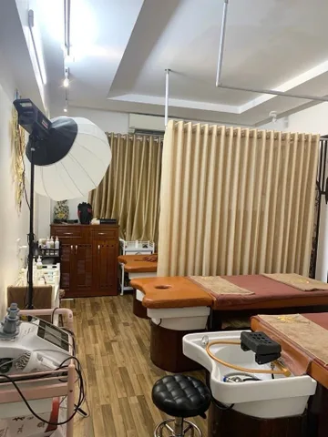 BÁN NHÀ MẶT TIỀN CHỢ LỚN QUẬN 6 94M2 32 TỶ 5 TẦNG KINH DOANH SPA DÒNG TIỀN 100 TRIỆU/THÁNG