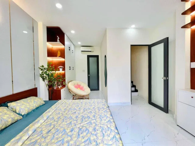 Bán nhà HXH Hai Bà Trưng, Phường 8, Quận 3 DT 4x15.5m 1 trệt 2 lầu